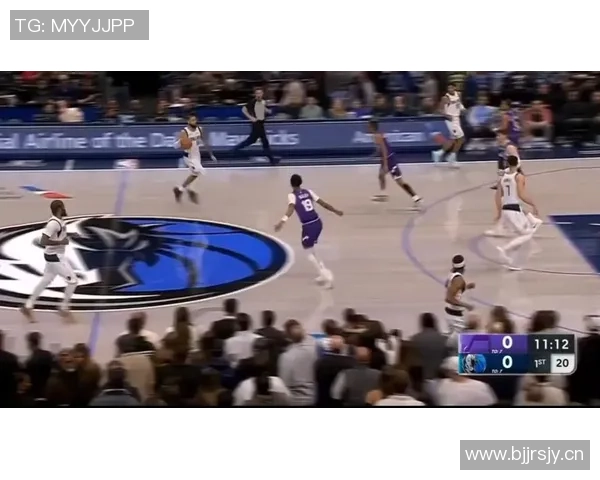 克莱半场表现平平仅得5分状态不佳引发球迷关注